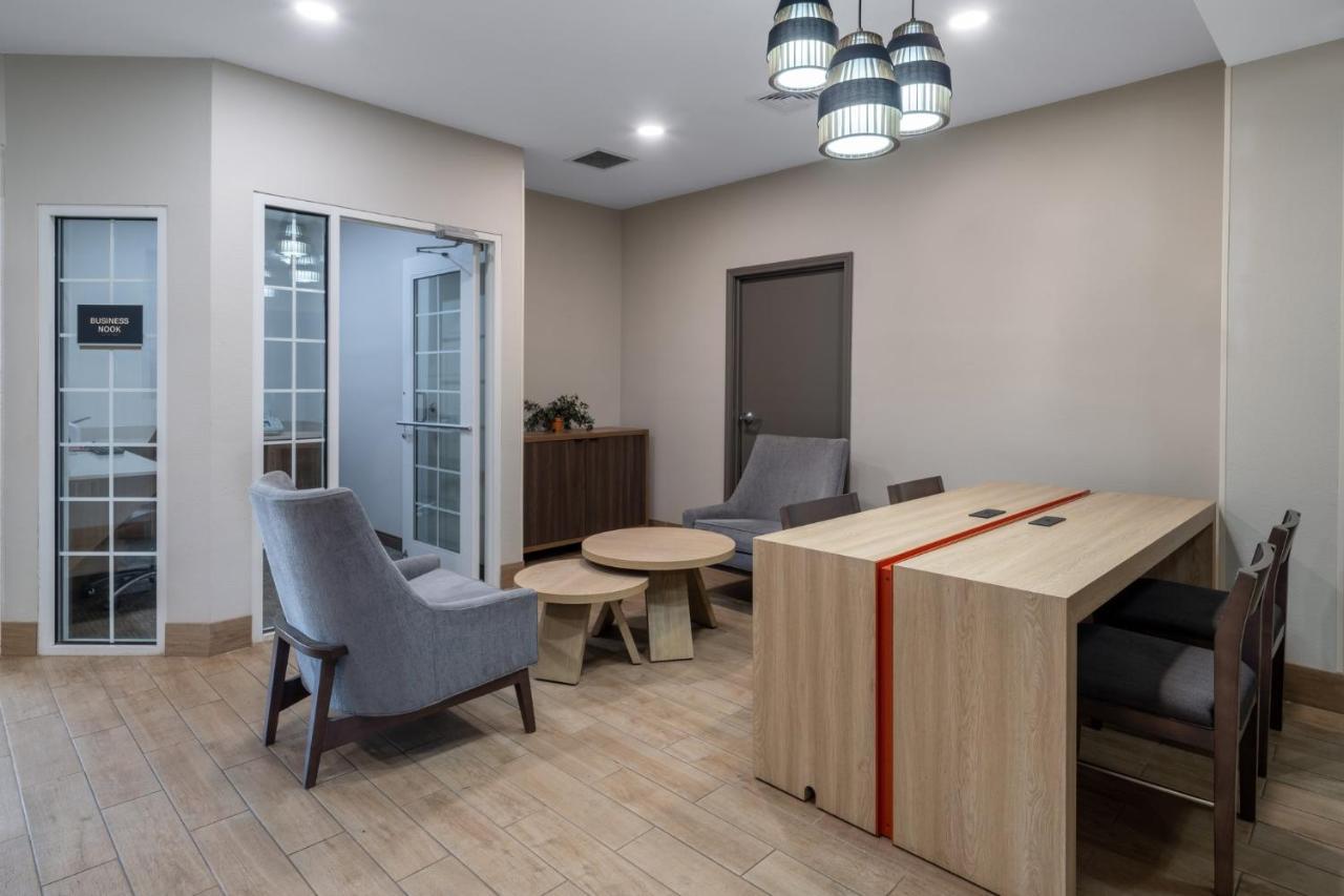 Candlewood Suites Elkhart By Ihg Εξωτερικό φωτογραφία